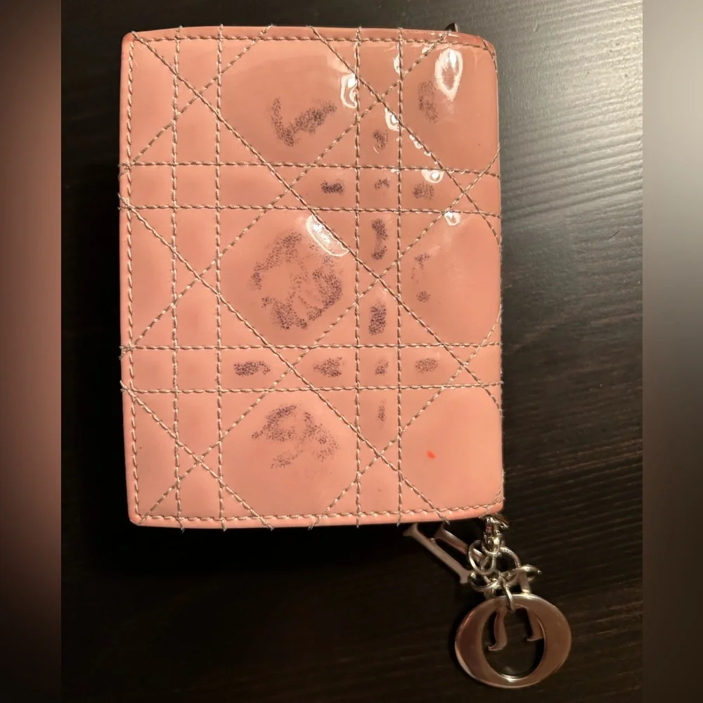 CHRISTIAN DIOR Patent Cannage Lady Dior Eden Wallet Rose Clair